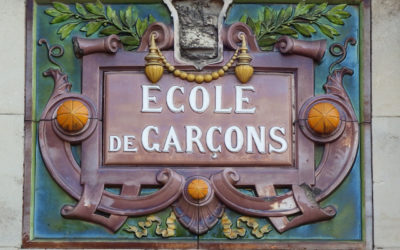 ÉCOLE ET SOCIÉTÉ, UN INCESSANT PAS DE DEUX